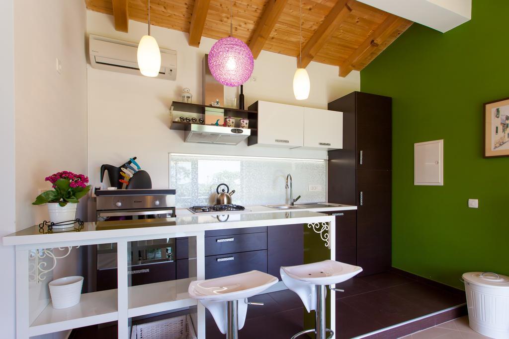 Premium Central Apartments Vrsar Exterior photo