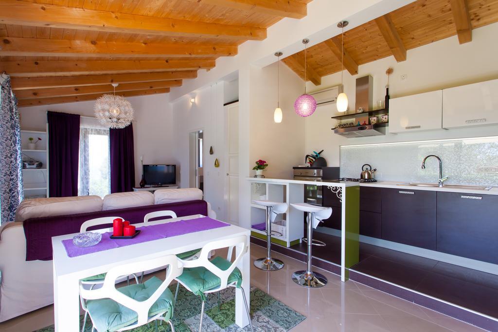 Premium Central Apartments Vrsar Exterior photo
